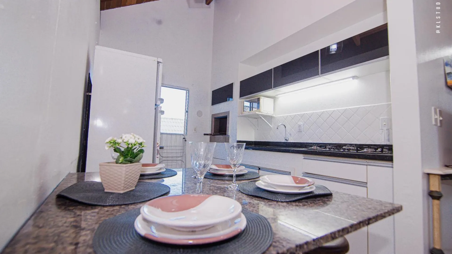 דירות בומבינאס Quattro Isole Residencial